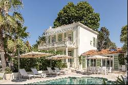 Exclusivity -Splendid Bourgeois Villa in a Tranquil Setting