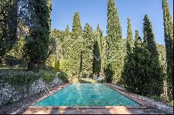 Near Saint-Paul-de-Vence - Superb master property