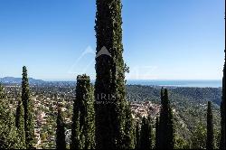 Near Saint-Paul-de-Vence - Superb master property