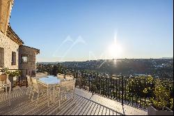 Close to Saint-Paul-de-Vence - Superb Provencal property