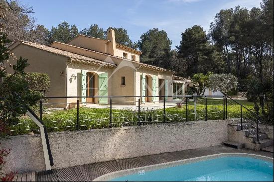 Saint-Paul-de-Vence - Charming Provencal property