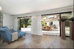 Mougins- Superb villa in a prestigious gated domain