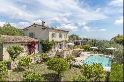 VALBONNE - CHARMING PROVENCAL BASTIDE