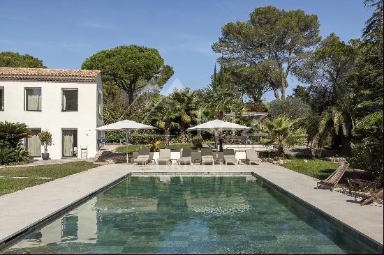 Contemporary 7 bedrooms Villa in Mougins