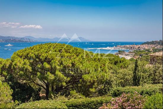 Close to Saint-Tropez - Exceptional property with sea view