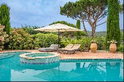 Close to Saint-Tropez - Provencal villa