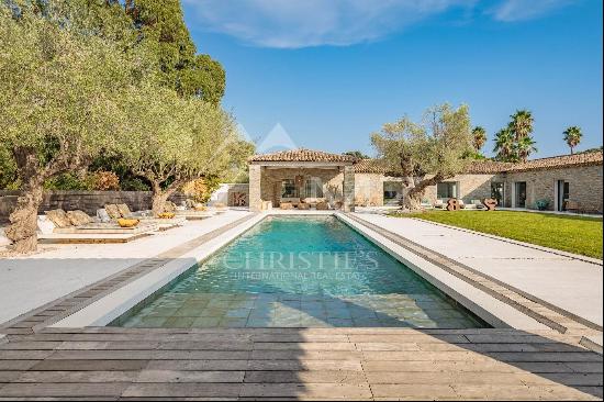 Saint-Tropez - Magnificent contemporary villa