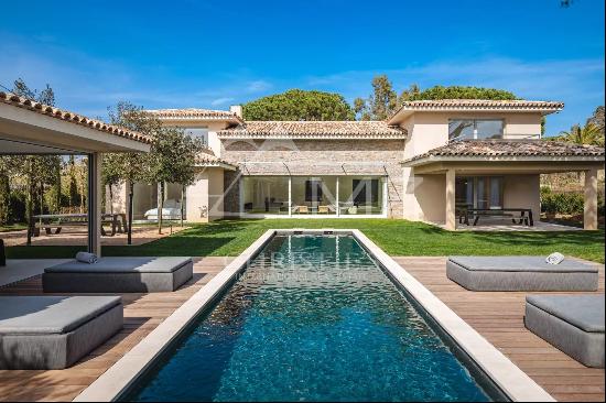 Magnificent new provencal/contemporary villa in Saint-Tropez