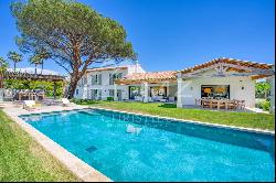 Saint-Tropez - Contemporary villa near the center