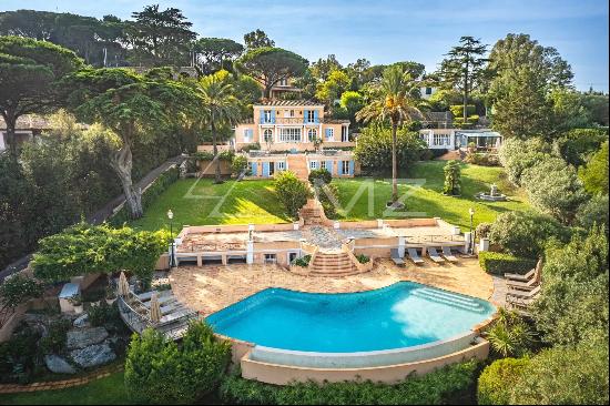 Saint-Tropez - Sumptuous waterfront property