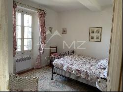 CHARMING BASTIDE IN THE HEART OF THE CÔTES DE PROVENCE AREA