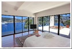 Saint-Jean Cap Ferrat - Sea front modern villa