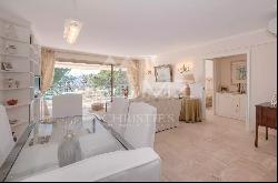 Cannes - Croisette - Apartment with sea view