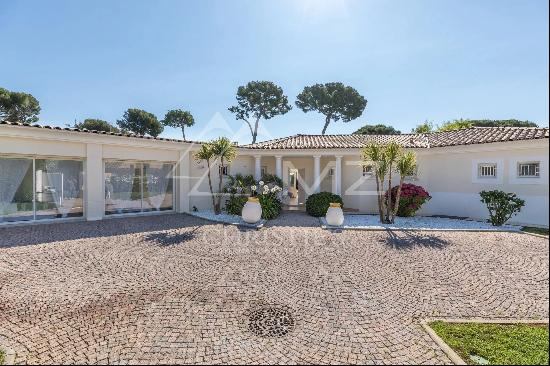 Cap d'Antibes - Superb single storey villa