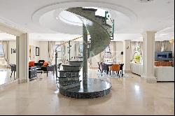 Cannes - Croisette - Exceptional penthouse