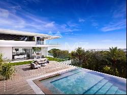 Cannes-Exceptional property