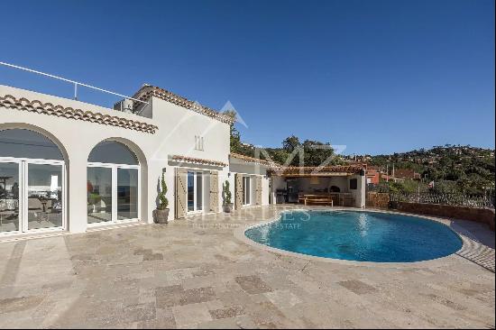 Close to Cannes - Waterfront villa