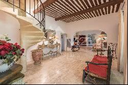 Gordes - Splendid Provencal farmhouse