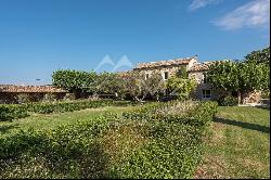 Gordes - Splendid Provencal farmhouse