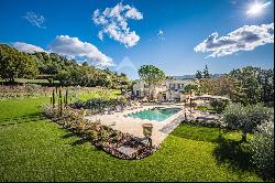 Luberon - Authentic restored hamlet house