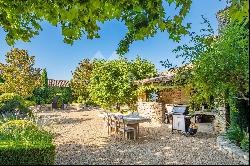 Close to Gordes - Charming house in the village