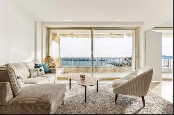 Cannes-Californie- amazing apartment on last floor with sea view