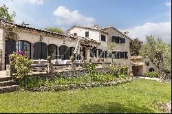 Valbonne - Close to the village - 5 bedrooms