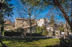 Near Isle sur la Sorgue - Remarkable Estate 1.8 ha