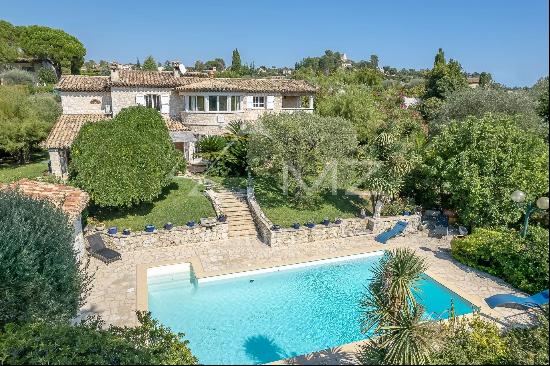 Saint-Paul-de-Vence - Beautiful provencal style property