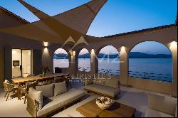 Close to Saint-Tropez - Waterfront new villa