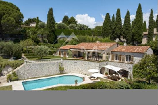 Mougins - Walking distance from the village, panoramic sea view - 5 bedrooms