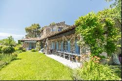 Bonnieux - Gorgeous property with heated pool