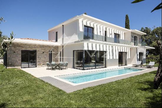 New contemporary villa in Mougins