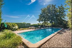 MAS DE HAMEAU WITH VIEW AND SWIMMING POOL