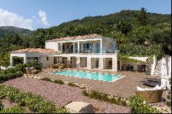 Close to Saint-Paul-de-Vence - Modern property and panoramic views