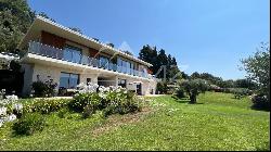 Close to Saint-Paul-de-Vence - Superb property with panoramic view