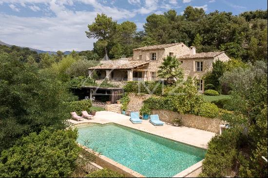 Close to Saint-Paul-de Vence - Exceptional property