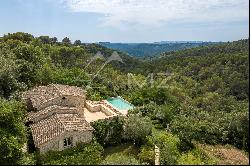 Close to Saint-Paul-de Vence - Exceptional property