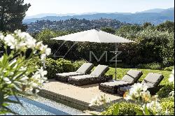 Mougins - Superb stone farmhouse