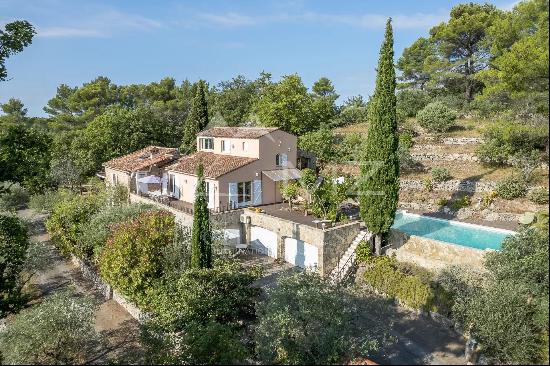 Charming provencal property in an olive grove