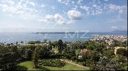 SOLE AGENT: Superb contemporary apartment with sea view