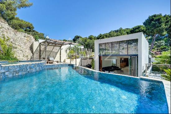 Sole agent, Marseille 8th, Contemporary Villa with swimming pool