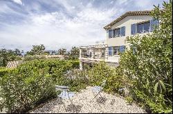 Cap d'Antibes - Villa with sea view, walking distance to beaches, west side