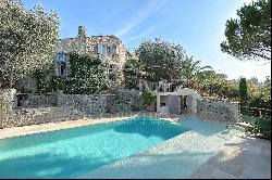 Unique property in the heart of Mougins village