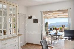 Villa 8p with panoramic view of hills and sea