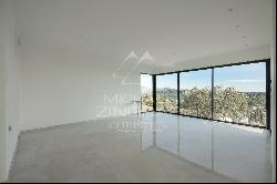 Modern property with panoramical sea and mountain view