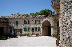 EXCLUSIVE Medieval castle near Uzès