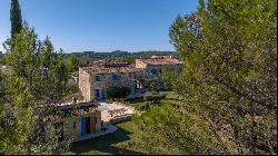 8000 sq ft renovated farm house 30 minutes from Uzès and Nîmes