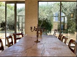 8000 sq ft renovated farm house 30 minutes from Uzès and Nîmes