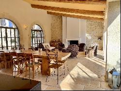 8000 sq ft renovated farm house 30 minutes from Uzès and Nîmes